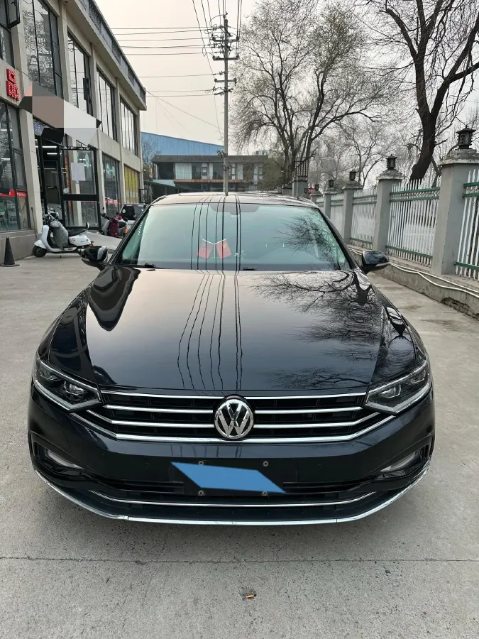 2020 Volkswagen Magotan 2.0T 186HP L4 7DCT,autocango,china used car exporter,china ev exporter,chinese used car exporter,chinese used ev exporter