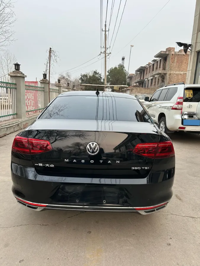2020 Volkswagen Magotan 2.0T 186HP L4 7DCT,autocango,china used car exporter,china ev exporter,chinese used car exporter,chinese used ev exporter