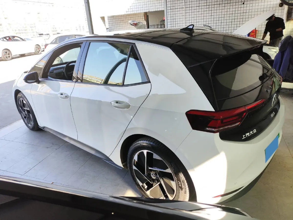 2025 Volkswagen ID.3 BEV 52.8KWH,autocango,china used car exporter,china ev exporter,chinese used car exporter,chinese used ev exporter