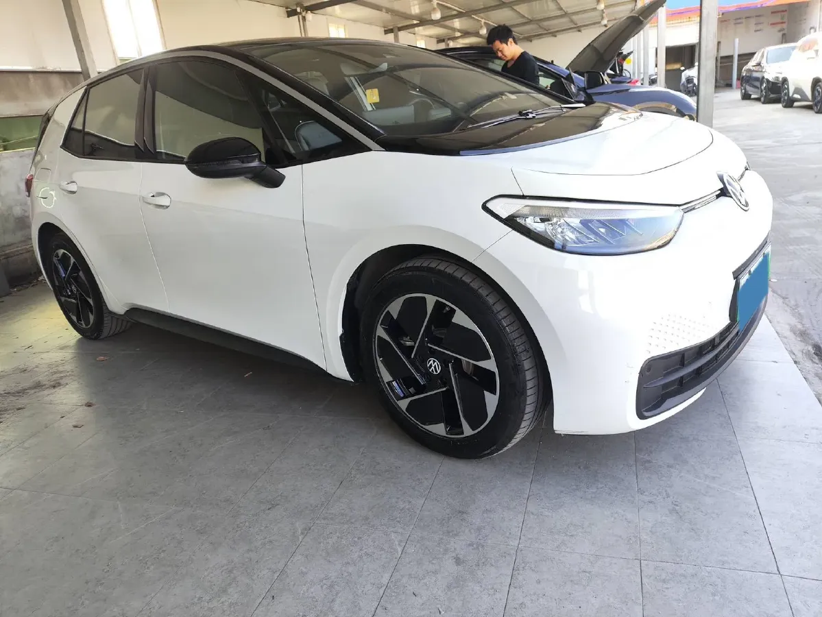2025 Volkswagen ID.3 BEV 52.8KWH,autocango,china used car exporter,china ev exporter,chinese used car exporter,chinese used ev exporter
