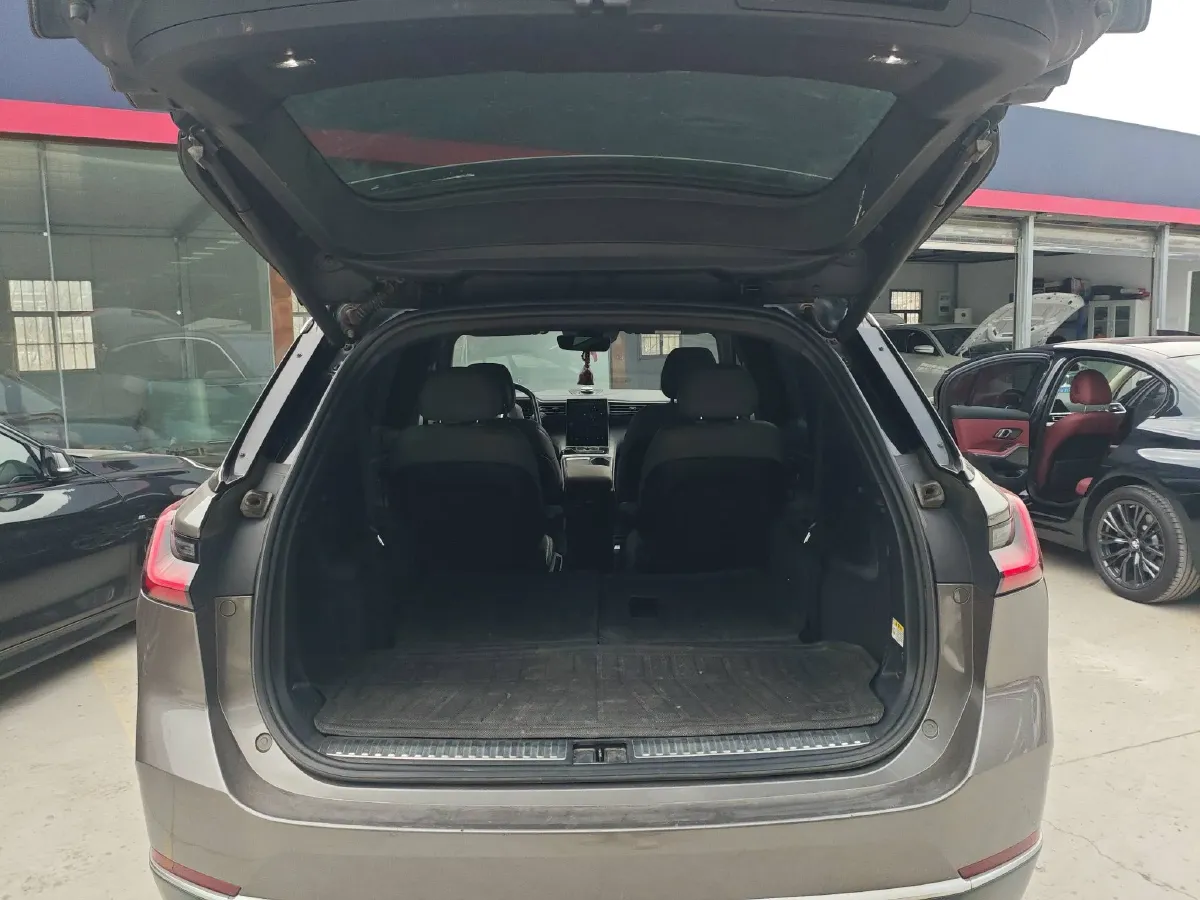 2020 NIO ES8 BEV 70KWH,autocango,china used car exporter,china ev exporter,chinese used car exporter,chinese used ev exporter