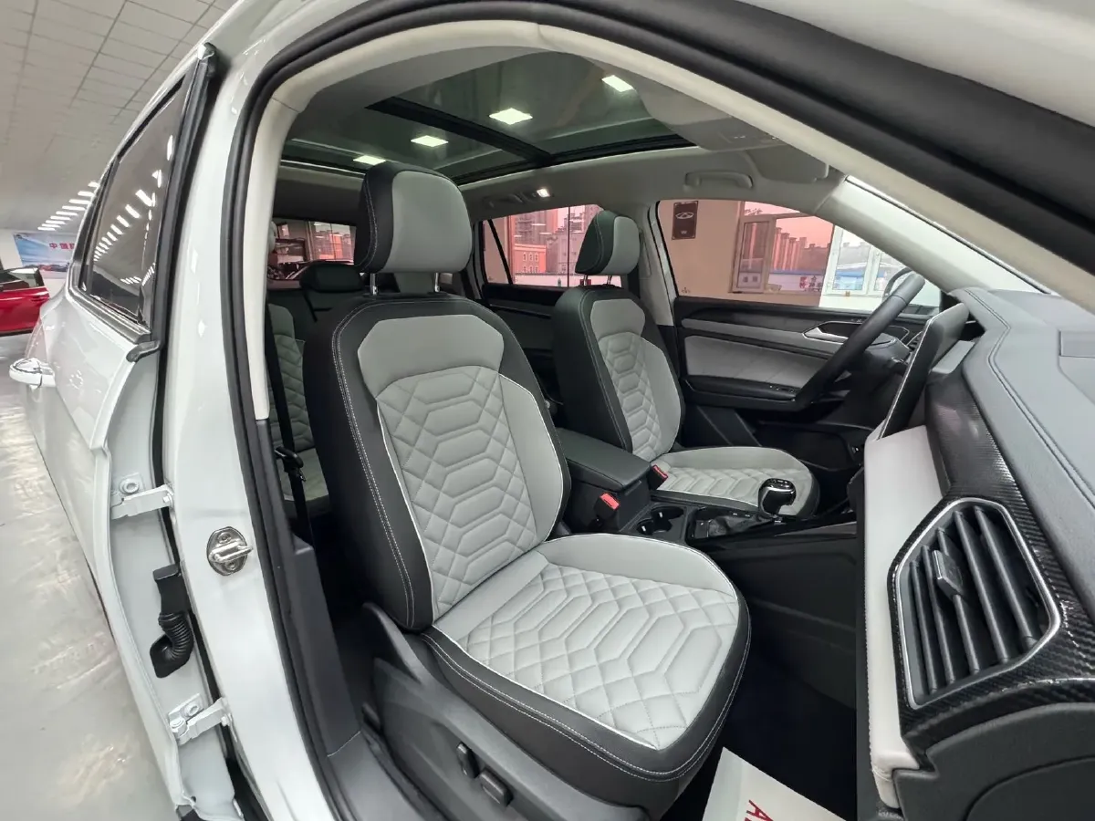 2023 Volkswagen Tayron 1.4T 150HP L4 7DCT,autocango,china used car exporter,china ev exporter,chinese used car exporter,chinese used ev exporter