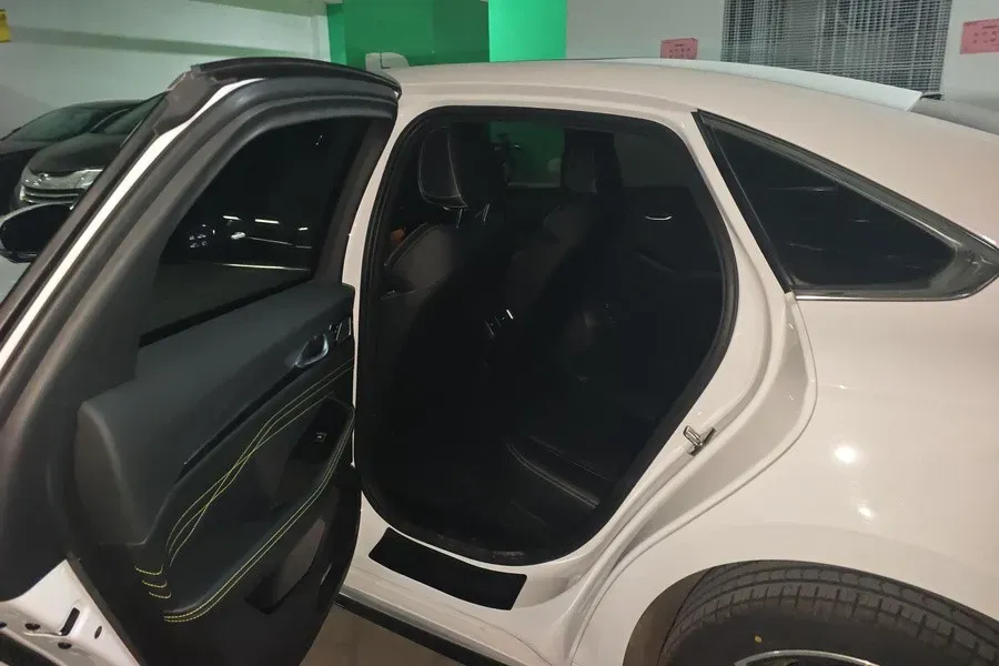 2023 Geely Preface 1.5T 181HP L4 7DCT,autocango,china used car exporter,china ev exporter,chinese used car exporter,chinese used ev exporter