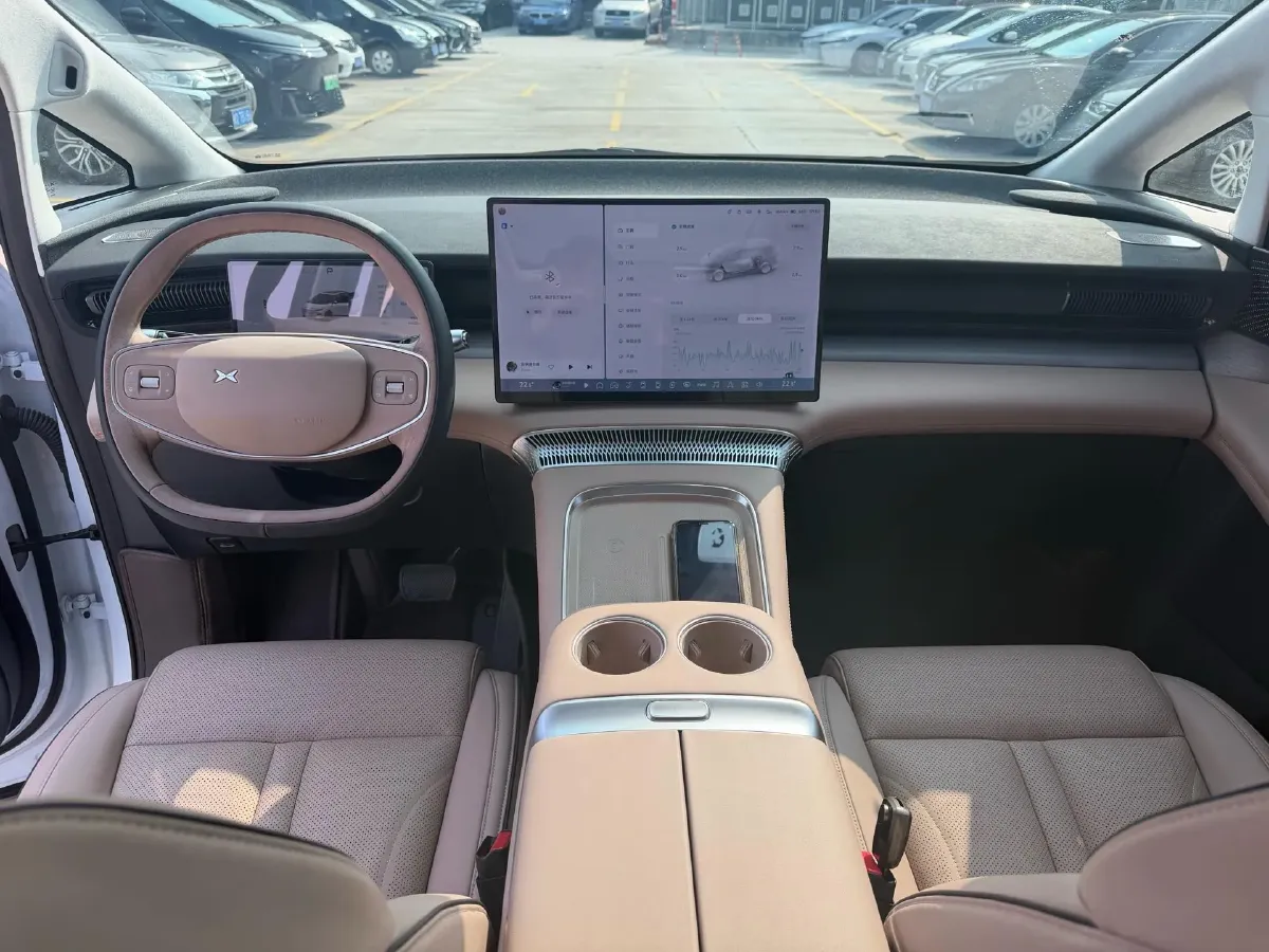 2024 Xpeng X9 BEV 101.5KWH,autocango,china used car exporter,china ev exporter,chinese used car exporter,chinese used ev exporter