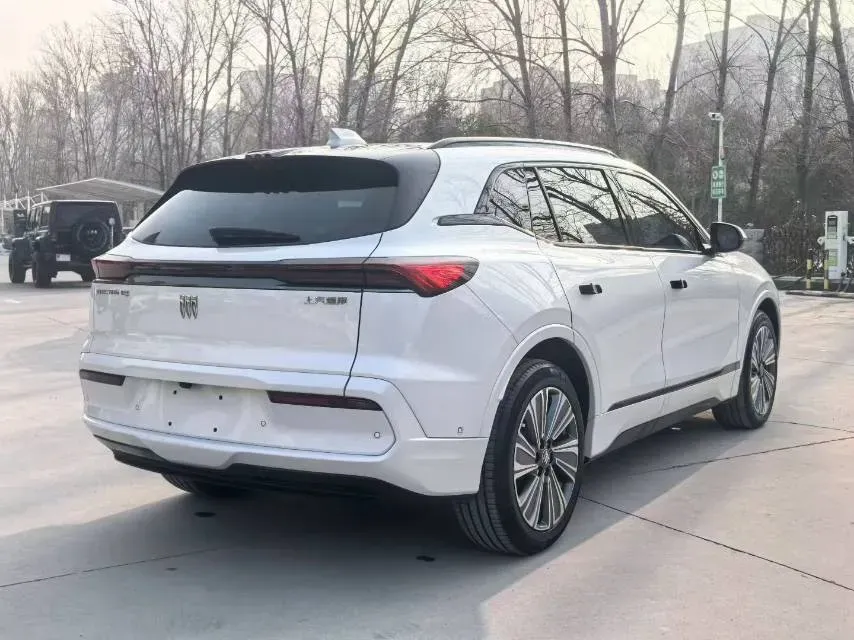 2023 Buick EnvisionPlus 1.5T 211HP L4 9AT,autocango,china used car exporter,china ev exporter,chinese used car exporter,chinese used ev exporter
