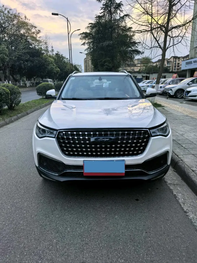 2017 Zotye T700 1.8T 177HP L4 6DCT,autocango,china used car exporter,china ev exporter,chinese used car exporter,chinese used ev exporter