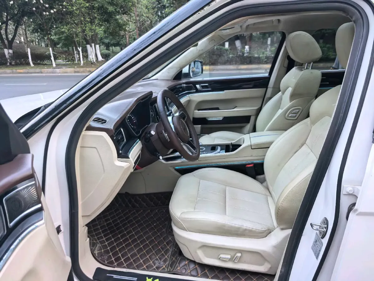 2017 Zotye T700 1.8T 177HP L4 6DCT,autocango,china used car exporter,china ev exporter,chinese used car exporter,chinese used ev exporter