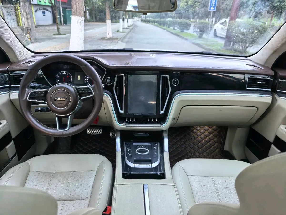 2017 Zotye T700 1.8T 177HP L4 6DCT,autocango,china used car exporter,china ev exporter,chinese used car exporter,chinese used ev exporter