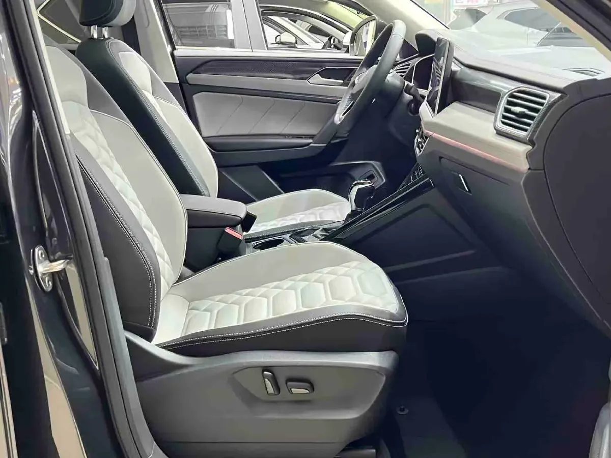 2023 Volkswagen Tayron 1.4T 150HP L4 7DCT,autocango,china used car exporter,china ev exporter,chinese used car exporter,chinese used ev exporter