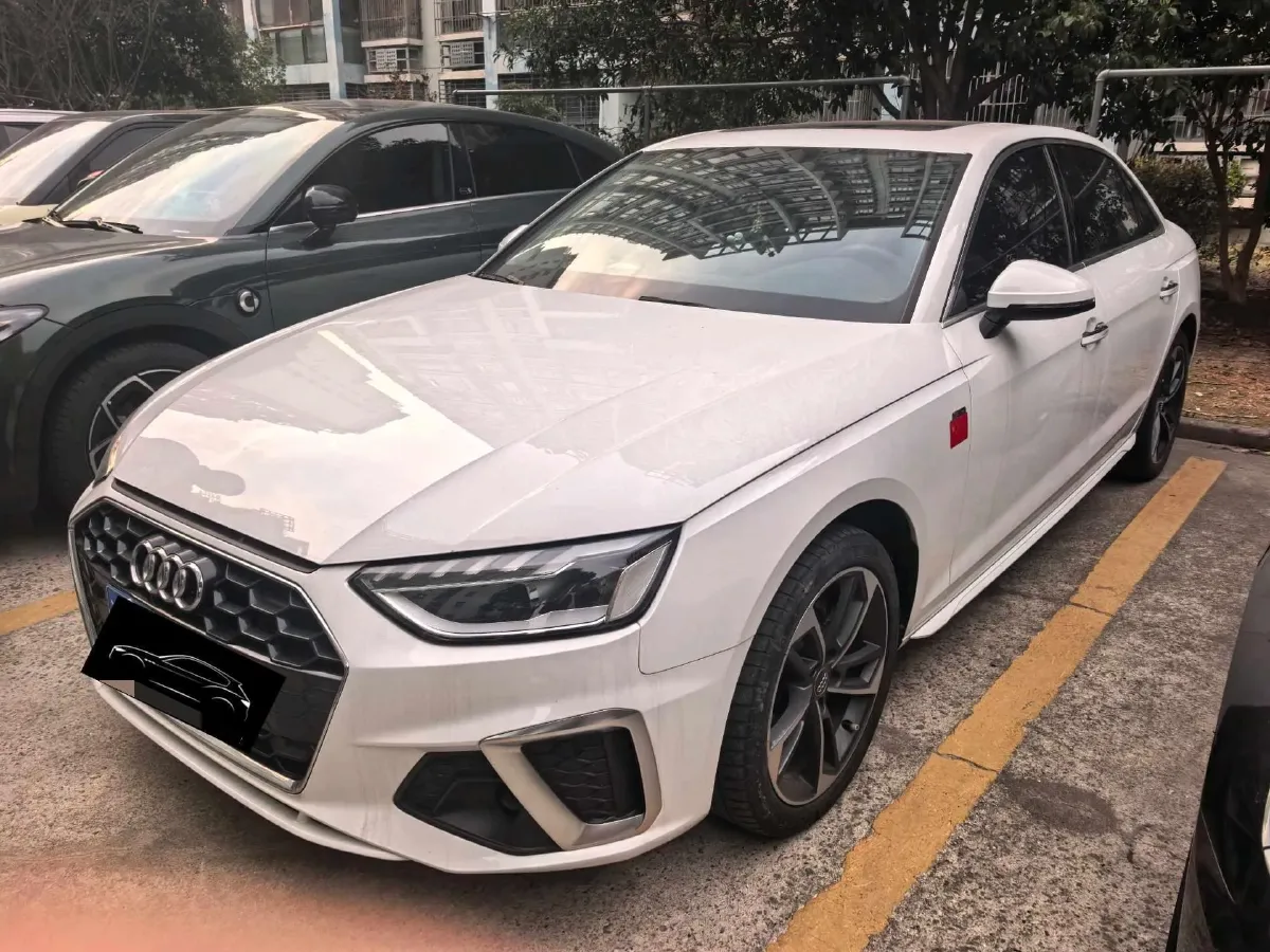 2020 Audi A4L 2.0T 190HP L4 7DCT,autocango,china used car exporter,china ev exporter,chinese used car exporter,chinese used ev exporter