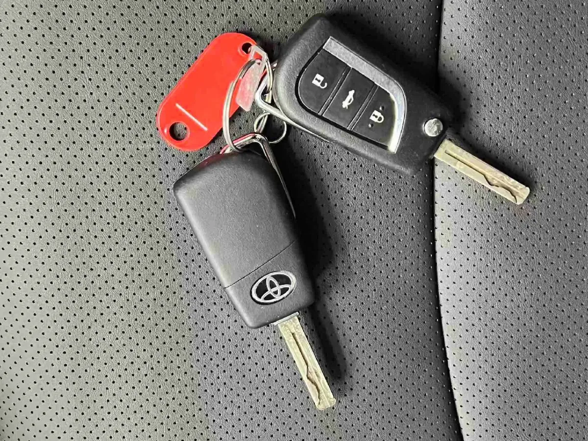 2021 Toyota Corolla 1.2T 116HP L4 CVT,autocango,china used car exporter,china ev exporter,chinese used car exporter,chinese used ev exporter