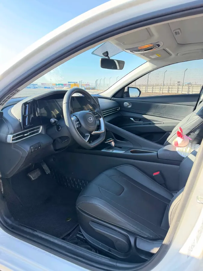 2023 Hyundai Elantra 1.5L 115HP L4 CVT,autocango,china used car exporter,china ev exporter,chinese used car exporter,chinese used ev exporter