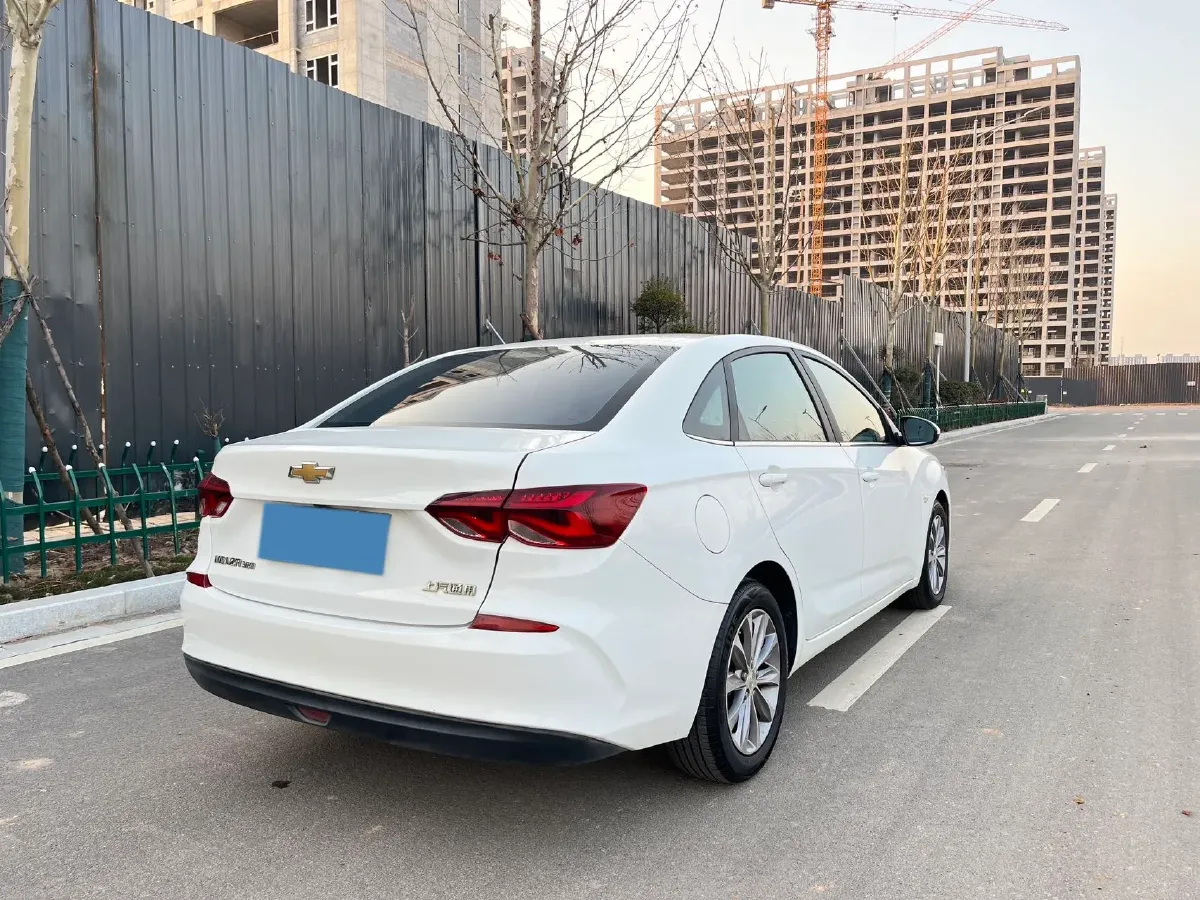 2022 Chevrolet Monza 1.5L 113HP L4 6AT,autocango,china used car exporter,china ev exporter,chinese used car exporter,chinese used ev exporter