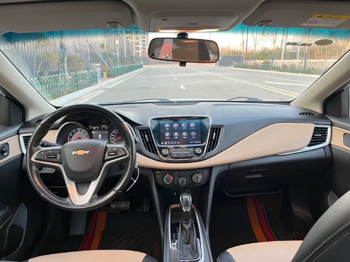 2022 Chevrolet Monza 1.5L 113HP L4 6AT,autocango,china used car exporter,china ev exporter,chinese used car exporter,chinese used ev exporter