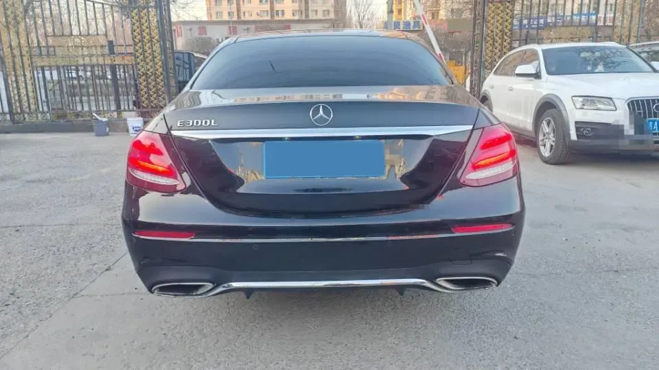 2020 Mercedes-Benz E Class 2.0T 258HP L4 9AT,autocango,china used car exporter,china ev exporter,chinese used car exporter,chinese used ev exporter