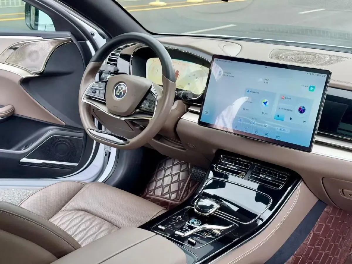 2023 BYD Han BEV 72KWH,autocango,china used car exporter,china ev exporter,chinese used car exporter,chinese used ev exporter