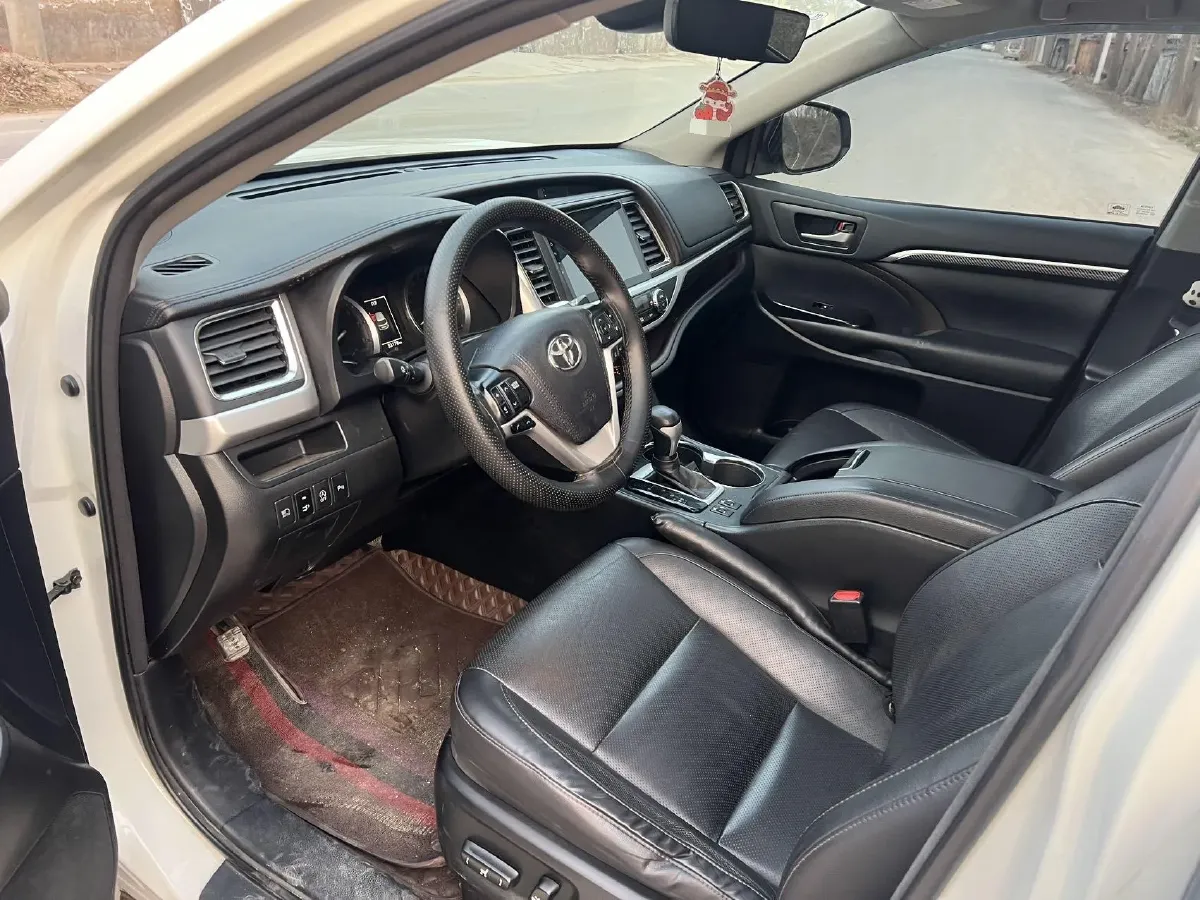 2018 Toyota Highlander 2.0T 220HP L4 6AT,autocango,china used car exporter,china ev exporter,chinese used car exporter,chinese used ev exporter