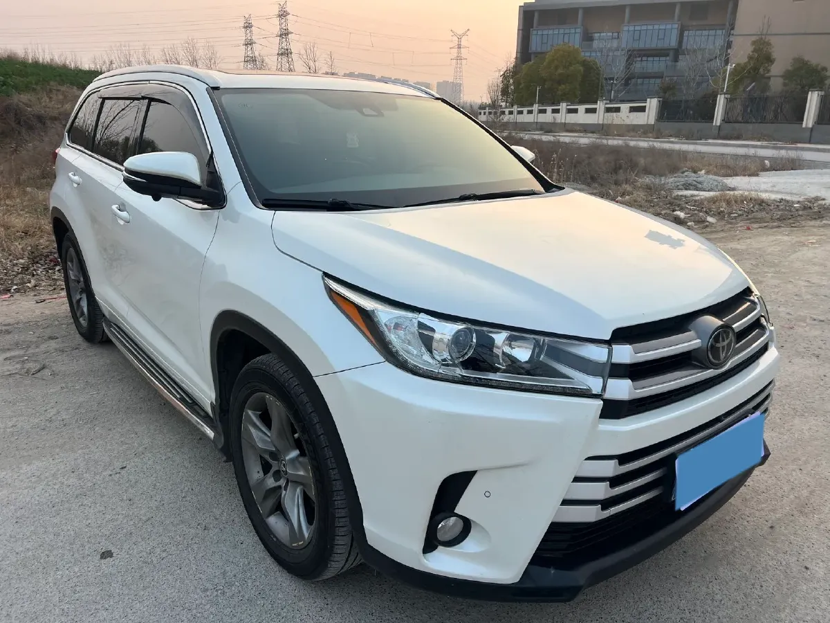 2018 Toyota Highlander 2.0T 220HP L4 6AT,autocango,china used car exporter,china ev exporter,chinese used car exporter,chinese used ev exporter