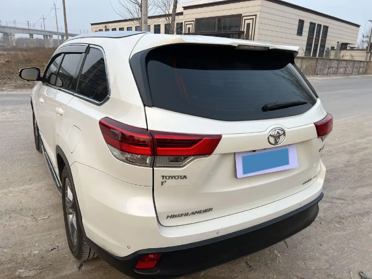 2018 Toyota Highlander 2.0T 220HP L4 6AT,autocango,china used car exporter,china ev exporter,chinese used car exporter,chinese used ev exporter