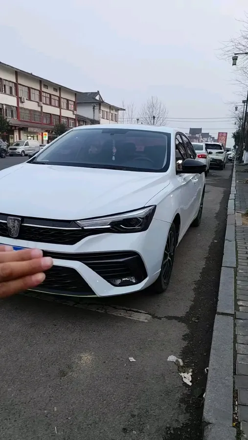 2021 Roewe i5 1.5L 120HP L4 CVT,autocango,china used car exporter,china ev exporter,chinese used car exporter,chinese used ev exporter