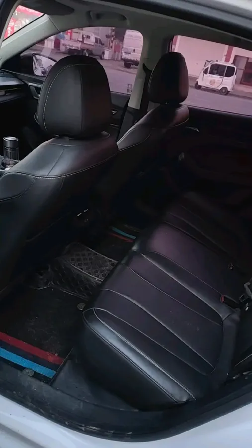 2021 Roewe i5 1.5L 120HP L4 CVT,autocango,china used car exporter,china ev exporter,chinese used car exporter,chinese used ev exporter