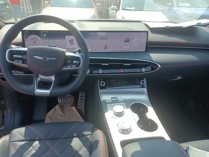 2025 Genesis GV70 2.5T 304HP L4 8AT,autocango,china used car exporter,china ev exporter,chinese used car exporter,chinese used ev exporter