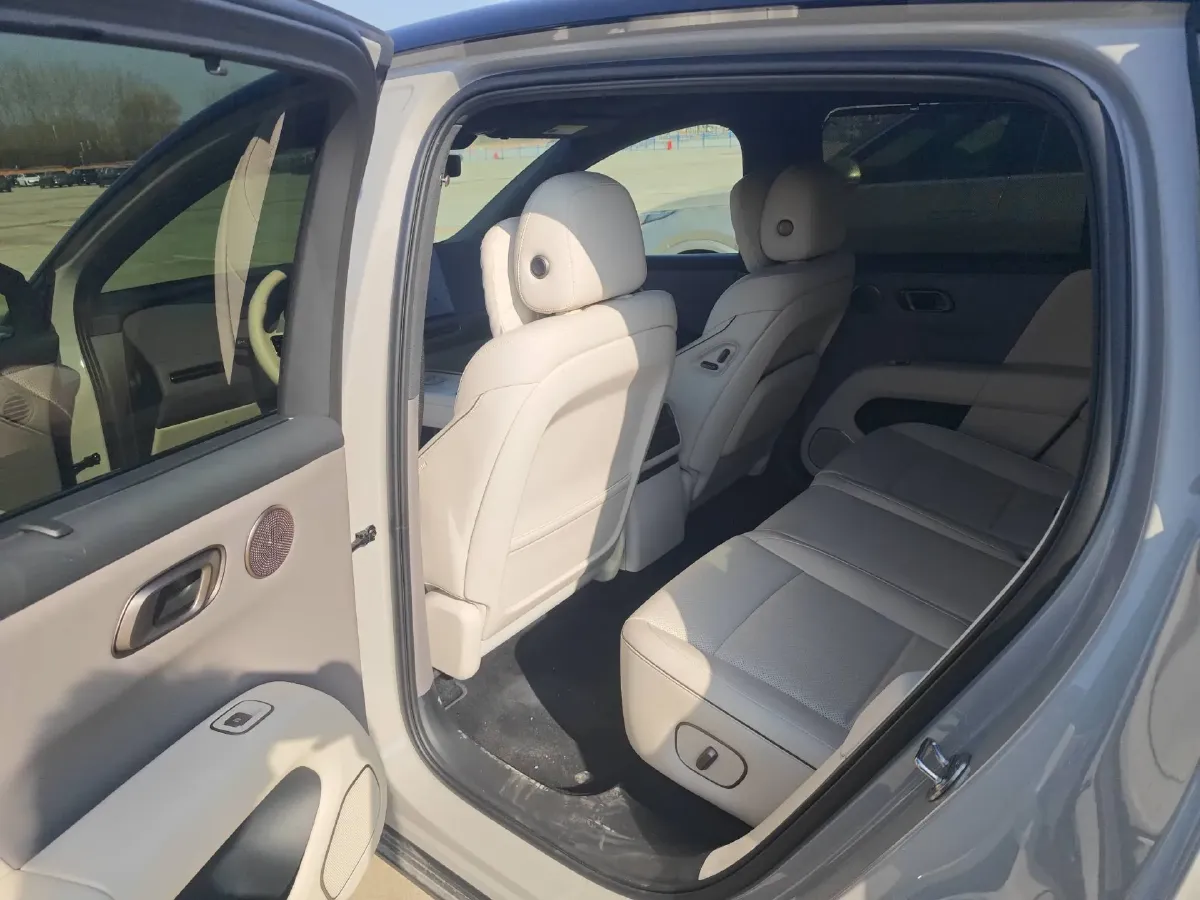 2025 Li i6 BEV,autocango,china used car exporter,china ev exporter,chinese used car exporter,chinese used ev exporter