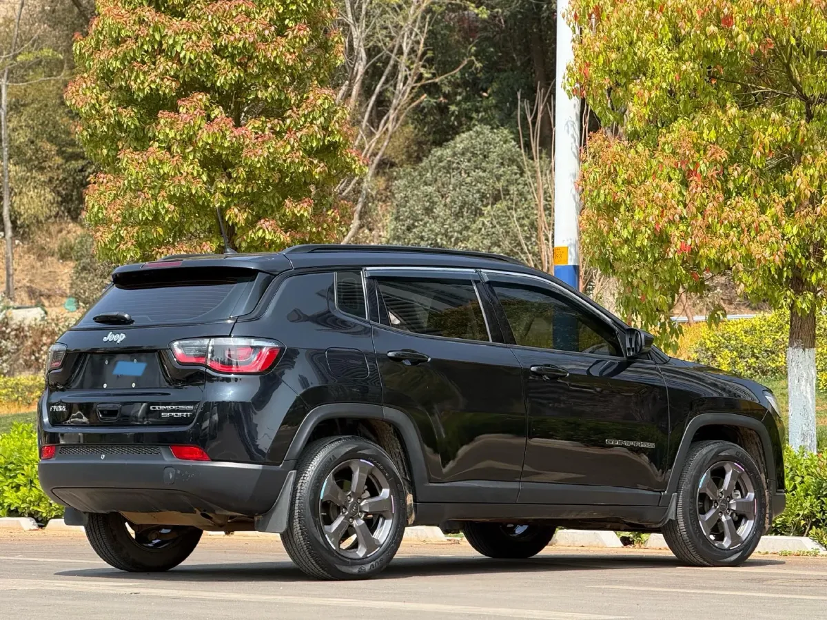 2017 Jeep Compass 1.4T 165HP L4 6MT,autocango,china used car exporter,china ev exporter,chinese used car exporter,chinese used ev exporter