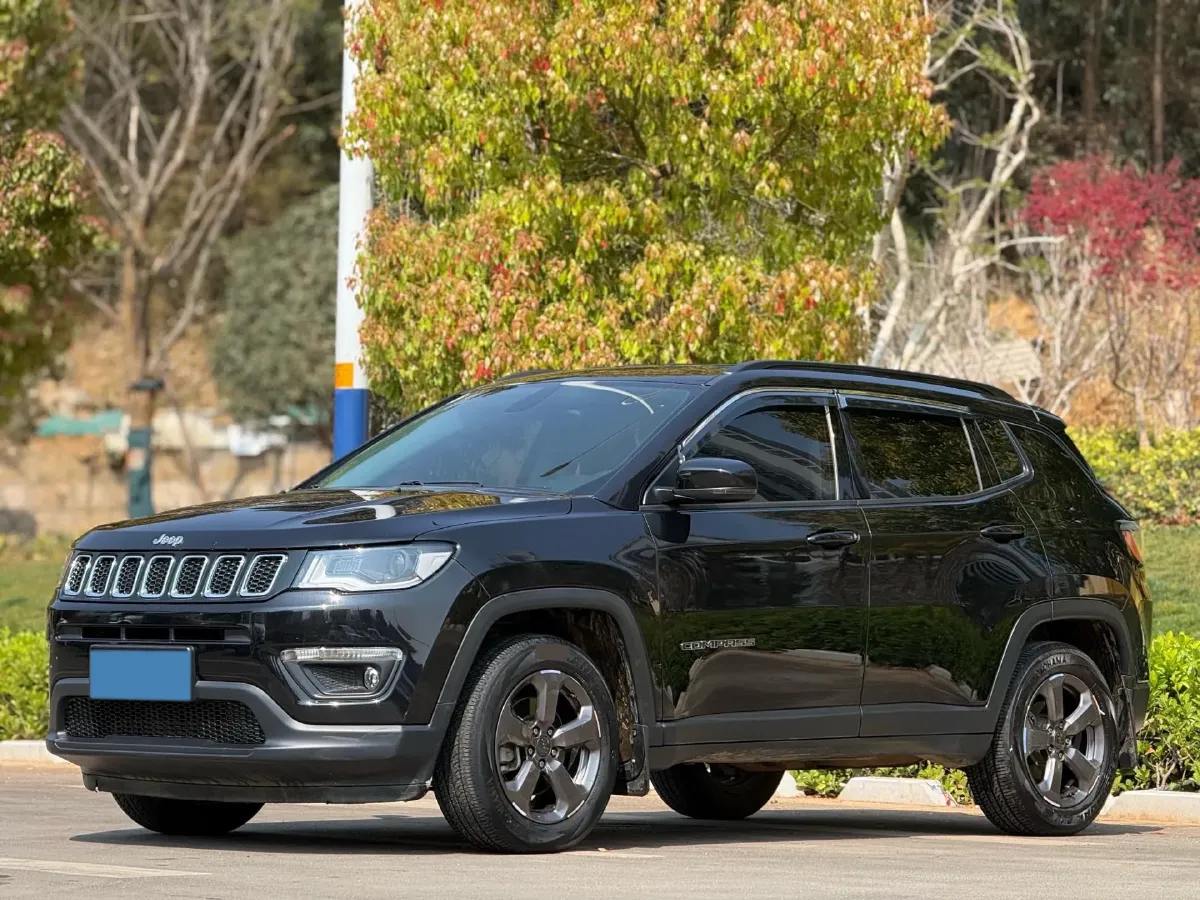 2017 Jeep Compass 1.4T 165HP L4 6MT,autocango,china used car exporter,china ev exporter,chinese used car exporter,chinese used ev exporter