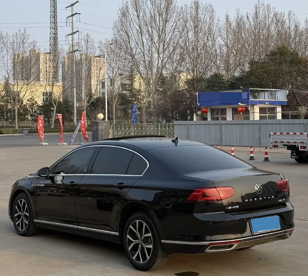 2020 Volkswagen Magotan 2.0T 186HP L4 7DCT,autocango,china used car exporter,china ev exporter,chinese used car exporter,chinese used ev exporter