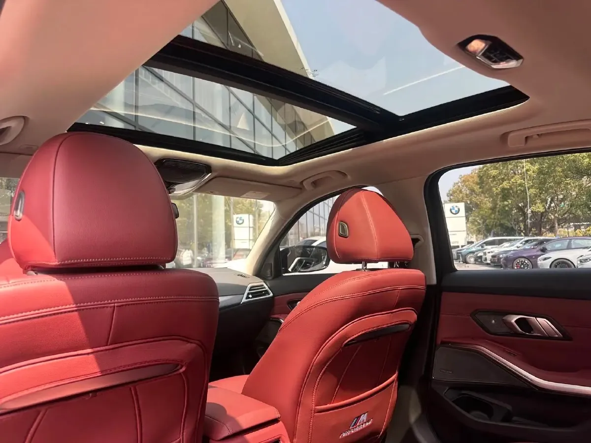 2025 BMW 3 Series 2.0T 245HP L4 8AT,autocango,china used car exporter,china ev exporter,chinese used car exporter,chinese used ev exporter