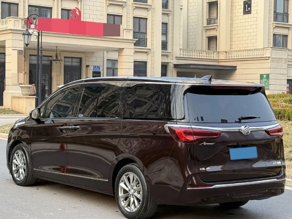 2022 Buick GL8 2.0T 237HP L4 9AT,autocango,china used car exporter,china ev exporter,chinese used car exporter,chinese used ev exporter