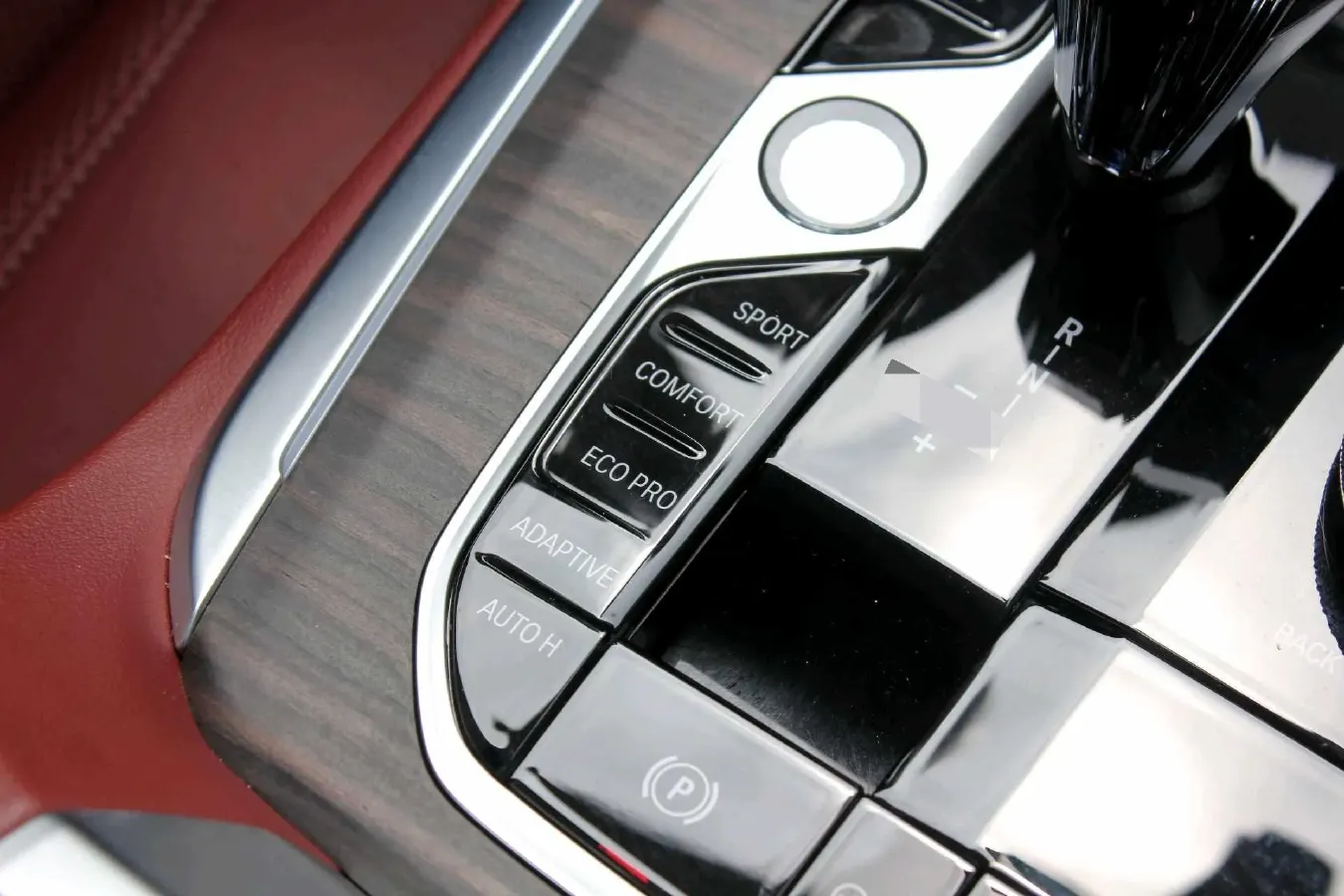 2022 BMW X5 3.0T 333HP L6 8AT,autocango,china used car exporter,china ev exporter,chinese used car exporter,chinese used ev exporter