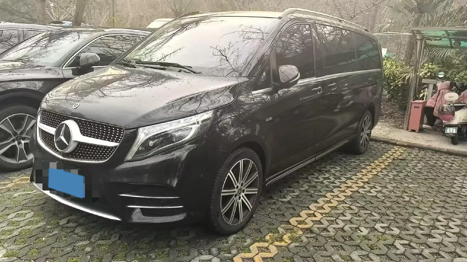 2021 Mercedes-Benz V Class 2.0T 211HP L4 9AT,autocango,china used car exporter,china ev exporter,chinese used car exporter,chinese used ev exporter