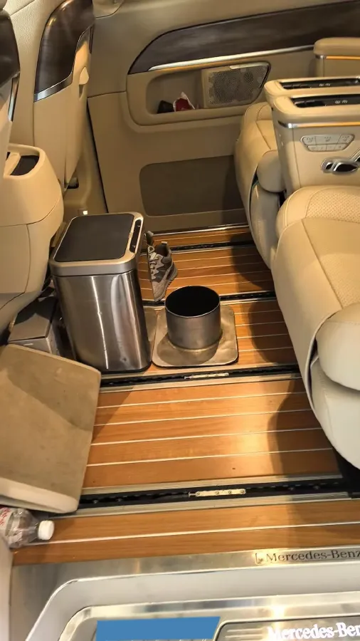 2021 Mercedes-Benz V Class 2.0T 211HP L4 9AT,autocango,china used car exporter,china ev exporter,chinese used car exporter,chinese used ev exporter