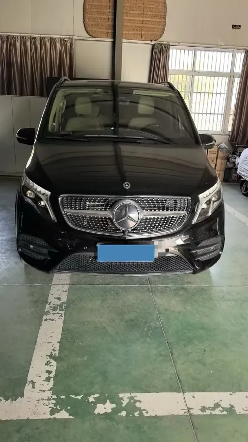 2021 Mercedes-Benz V Class 2.0T 211HP L4 9AT,autocango,china used car exporter,china ev exporter,chinese used car exporter,chinese used ev exporter