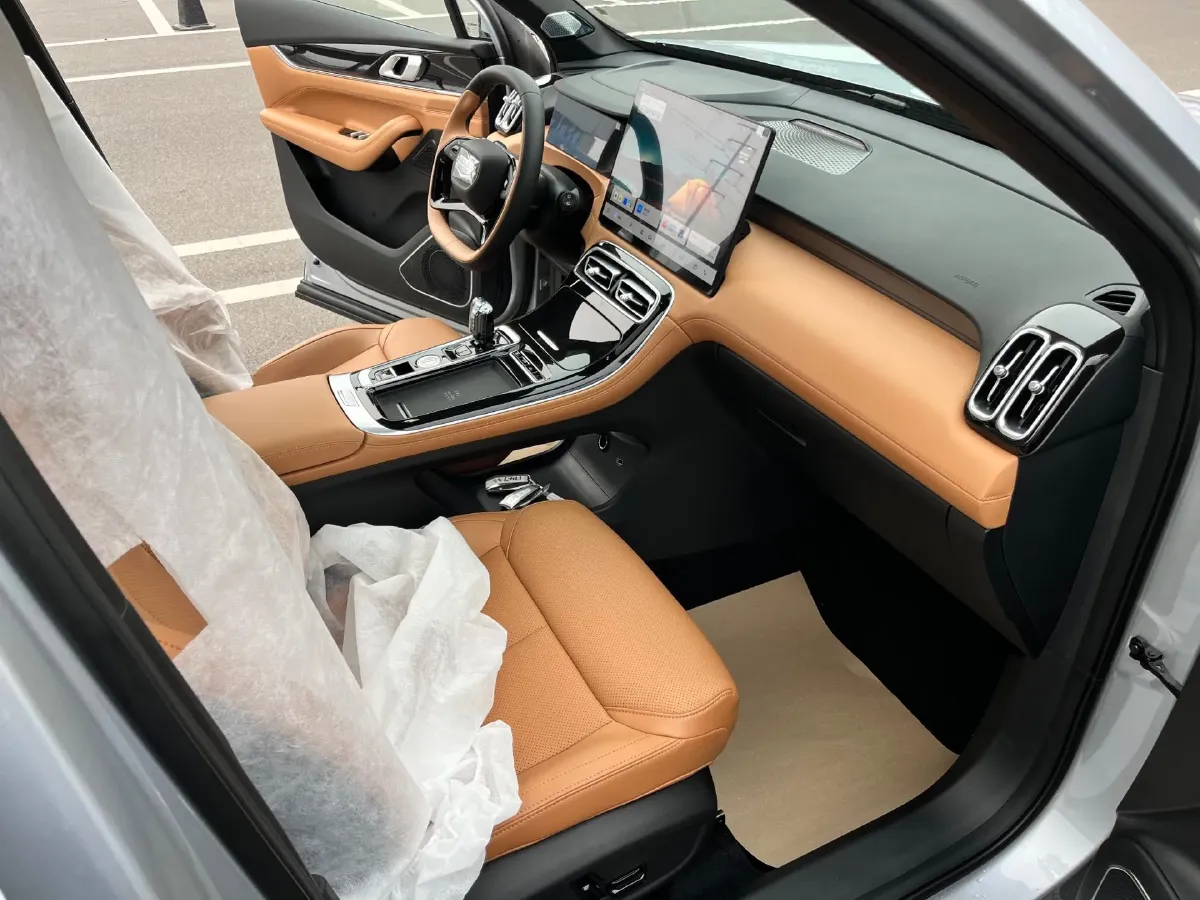 2025 Geely StarRay 1.5T 181HP L4 7DCT,autocango,china used car exporter,china ev exporter,chinese used car exporter,chinese used ev exporter