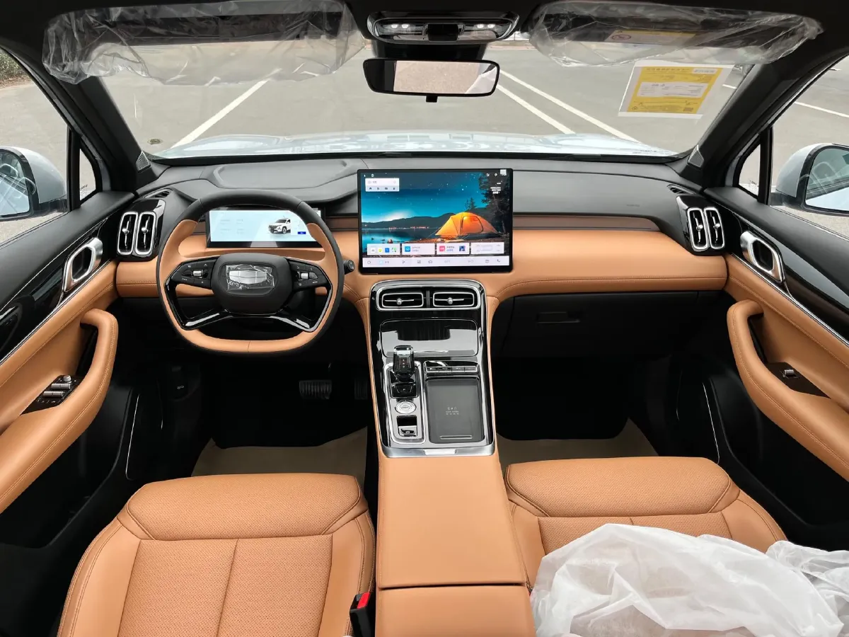 2025 Geely StarRay 1.5T 181HP L4 7DCT,autocango,china used car exporter,china ev exporter,chinese used car exporter,chinese used ev exporter