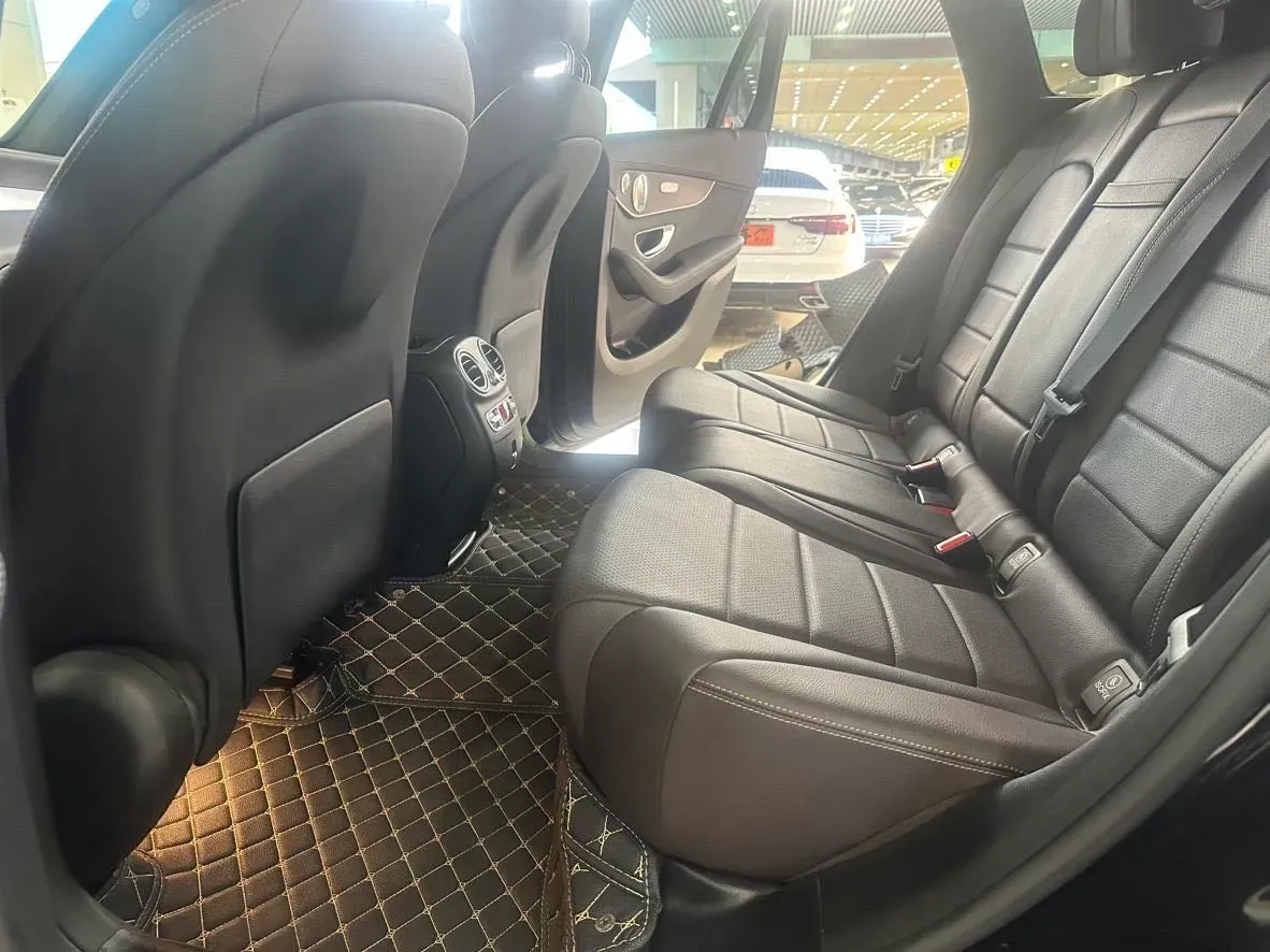 2021 Mercedes-Benz GLC Class 2.0T 258HP L4 9AT,autocango,china used car exporter,china ev exporter,chinese used car exporter,chinese used ev exporter