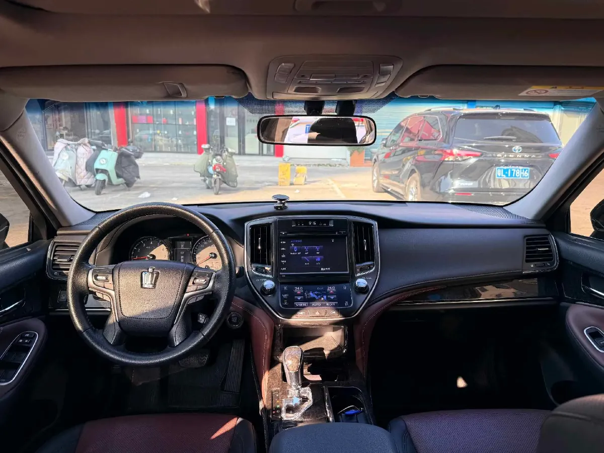 2018 Toyota Highlander 2.0T 220HP L4 6AT,autocango,china used car exporter,china ev exporter,chinese used car exporter,chinese used ev exporter