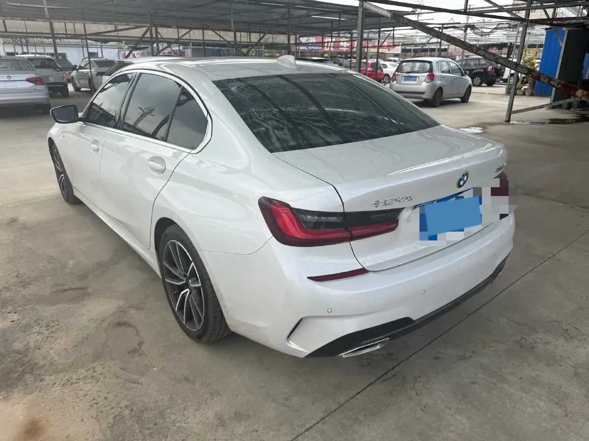 2022 BMW 3 Series 2.0T 156HP L4 8AT,autocango,china used car exporter,china ev exporter,chinese used car exporter,chinese used ev exporter