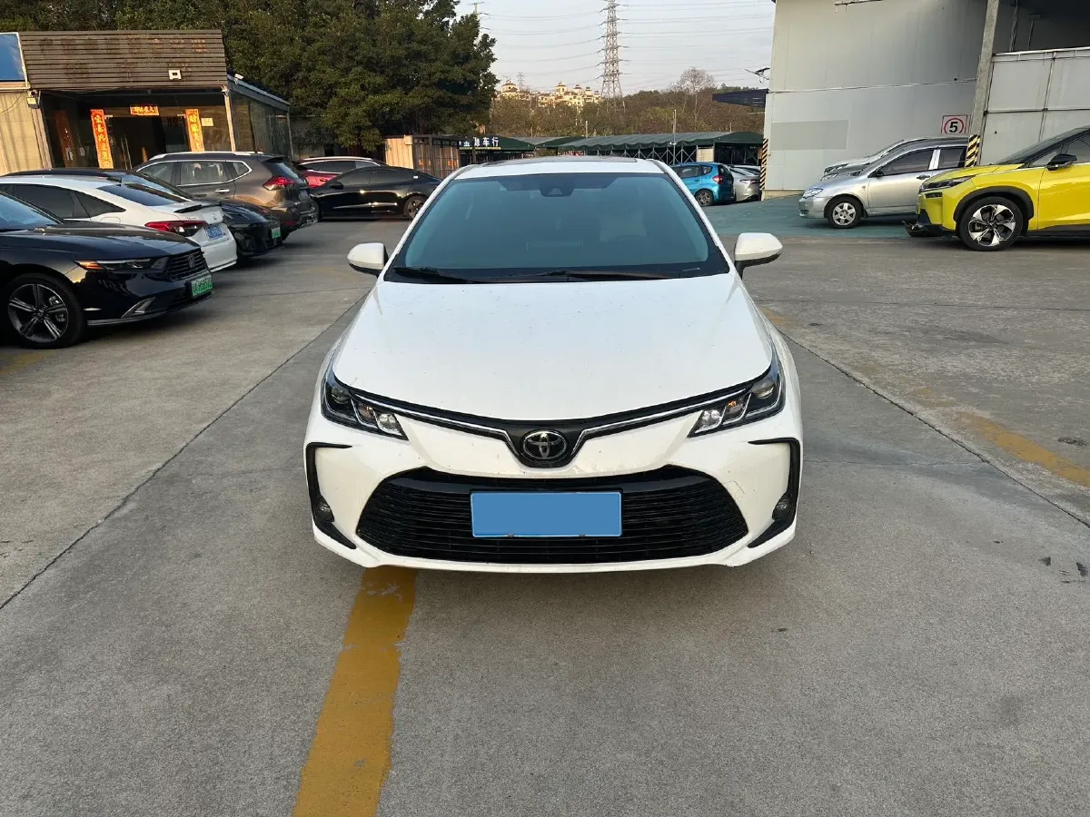 2022 Toyota Corolla 1.2T 116HP L4 CVT,autocango,china used car exporter,china ev exporter,chinese used car exporter,chinese used ev exporter