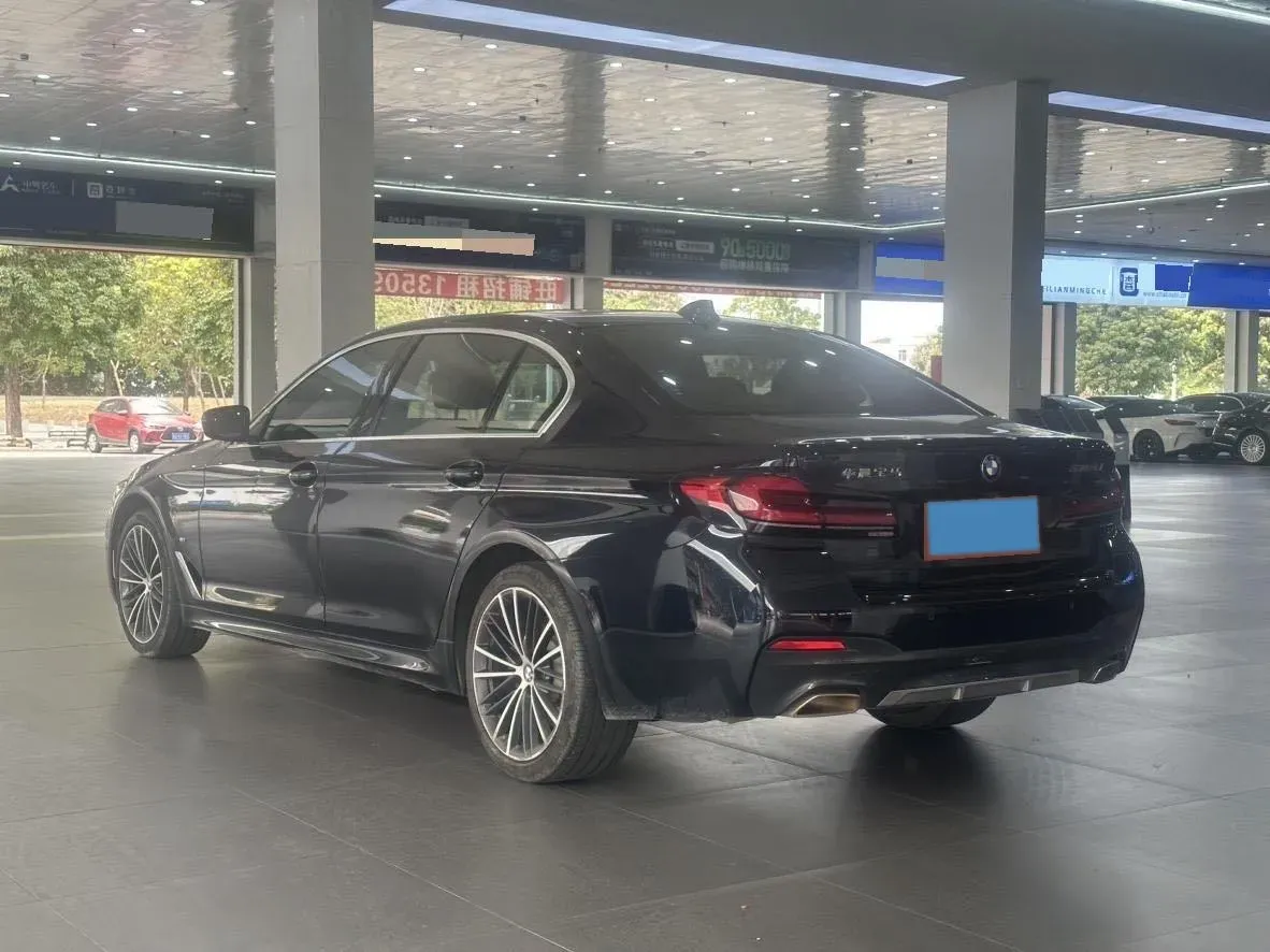 2021 BMW 5 Series 2.0T 252HP L4 8AT,autocango,china used car exporter,china ev exporter,chinese used car exporter,chinese used ev exporter