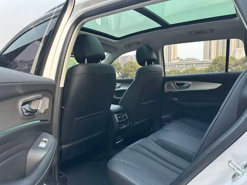 2020 Roewe RX5 eMAX 1.5T 169HP L4 AMT PHEV 16.6KWH,autocango,china used car exporter,china ev exporter,chinese used car exporter,chinese used ev exporter