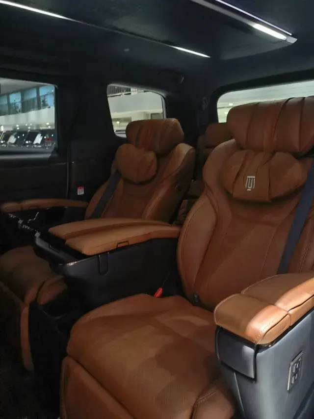 2024 Toyota Vellfire 2.5L 190HP L4 E-CVT Hybrid,autocango,china used car exporter,china ev exporter,chinese used car exporter,chinese used ev exporter