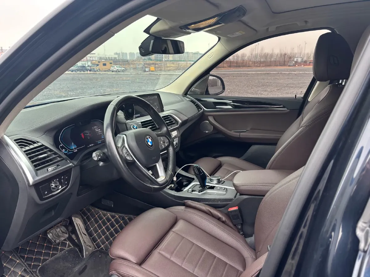 2020 Volvo XC60 2.0T 254HP L4 8AT,autocango,china used car exporter,china ev exporter,chinese used car exporter,chinese used ev exporter