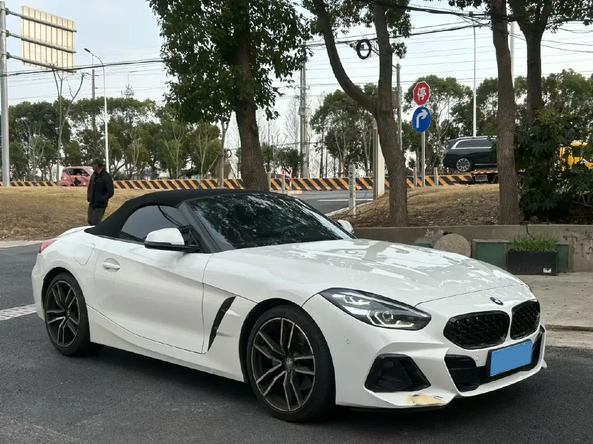 2023 BMW Z4 2.0T 197HP L4 8AT,autocango,china used car exporter,china ev exporter,chinese used car exporter,chinese used ev exporter