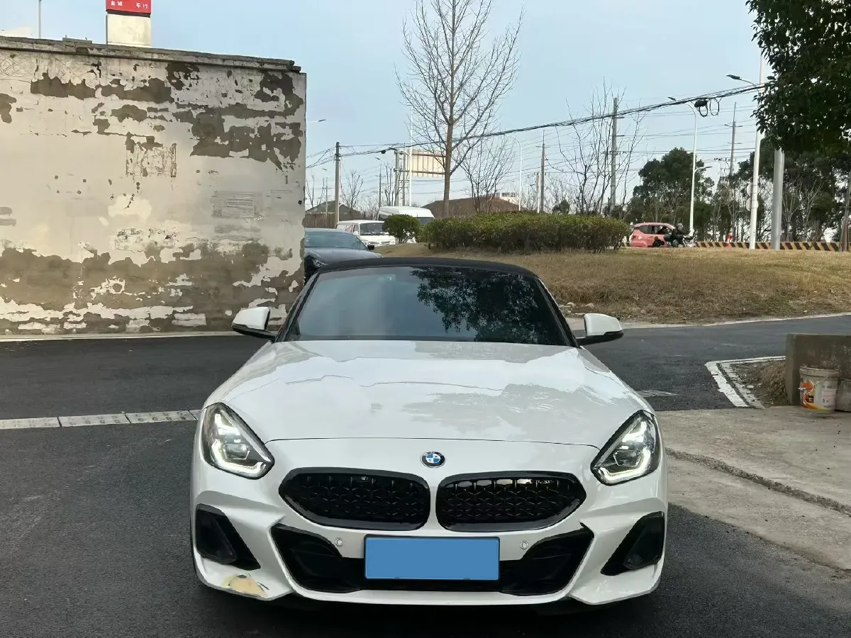 2023 BMW Z4 2.0T 197HP L4 8AT,autocango,china used car exporter,china ev exporter,chinese used car exporter,chinese used ev exporter