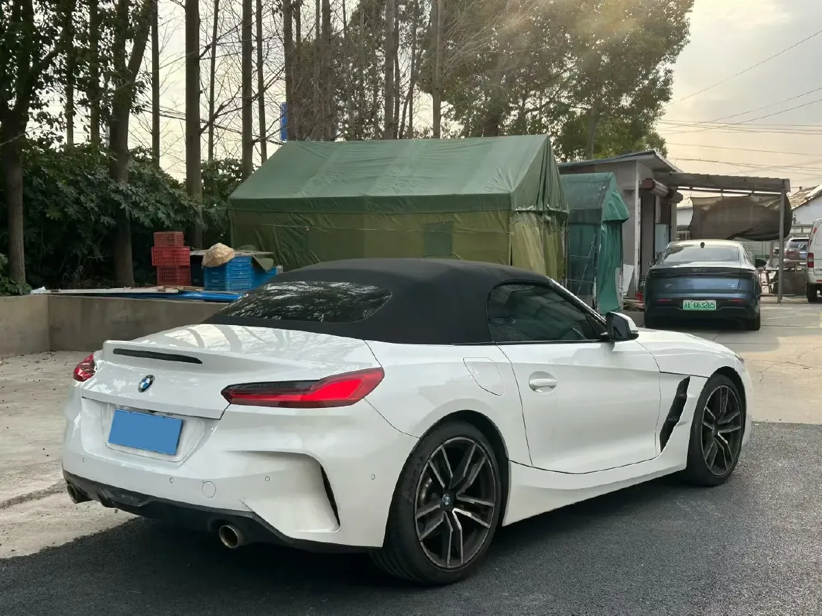 2023 BMW Z4 2.0T 197HP L4 8AT,autocango,china used car exporter,china ev exporter,chinese used car exporter,chinese used ev exporter