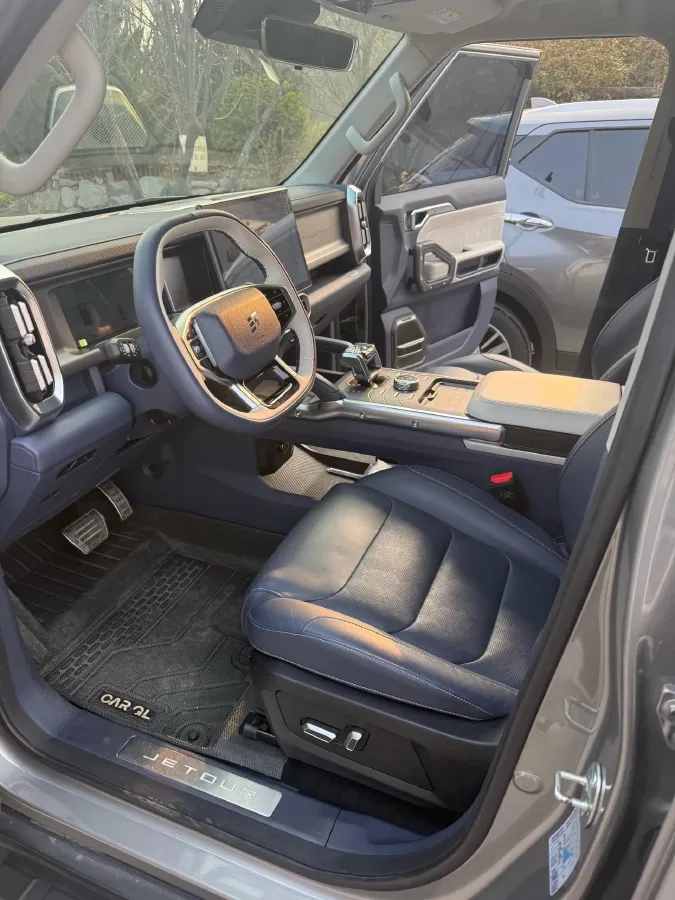 2024 Jetour ShanHai TravellerC-DM 1.5T 156HP L4 3DHT PHEV 43.24KWH,autocango,china used car exporter,china ev exporter,chinese used car exporter,chinese used ev exporter